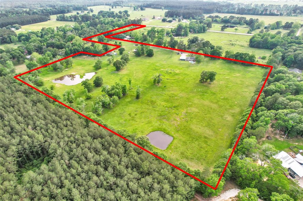 Pristine property of over 23+ acres in Tarkington