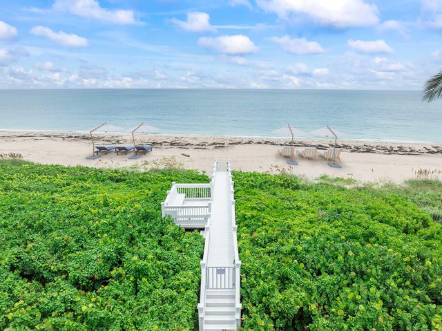 $1,250,000 | 9 Sailfish Lane, Unit A&B | Ocean Ridge