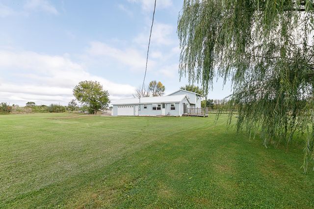 $259,900 | W726 County Rd H | Bloomfield