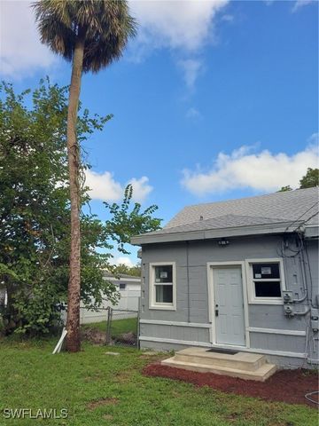 $1,200 | 2224 Franklin Street | Fort Myers