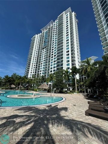 $499,000 | 2641 North Flamingo Road, Unit TH1 | Sawgrass