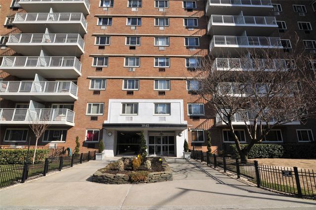 $359,000 | 39-65 52nd Street, Unit 5U | Woodside