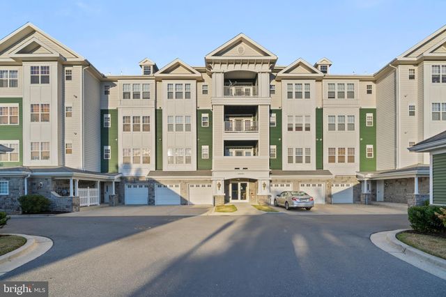 $379,900 | 13401 Belle Chasse Boulevard, Unit 211 | Konterra