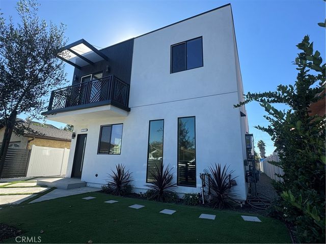 $1,895,000 | 1514 East 22nd Street | Central Alameda