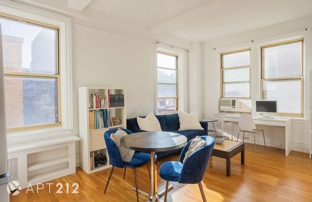 $3,750 | 170 West 74th Street, Unit 814 | Upper West Side