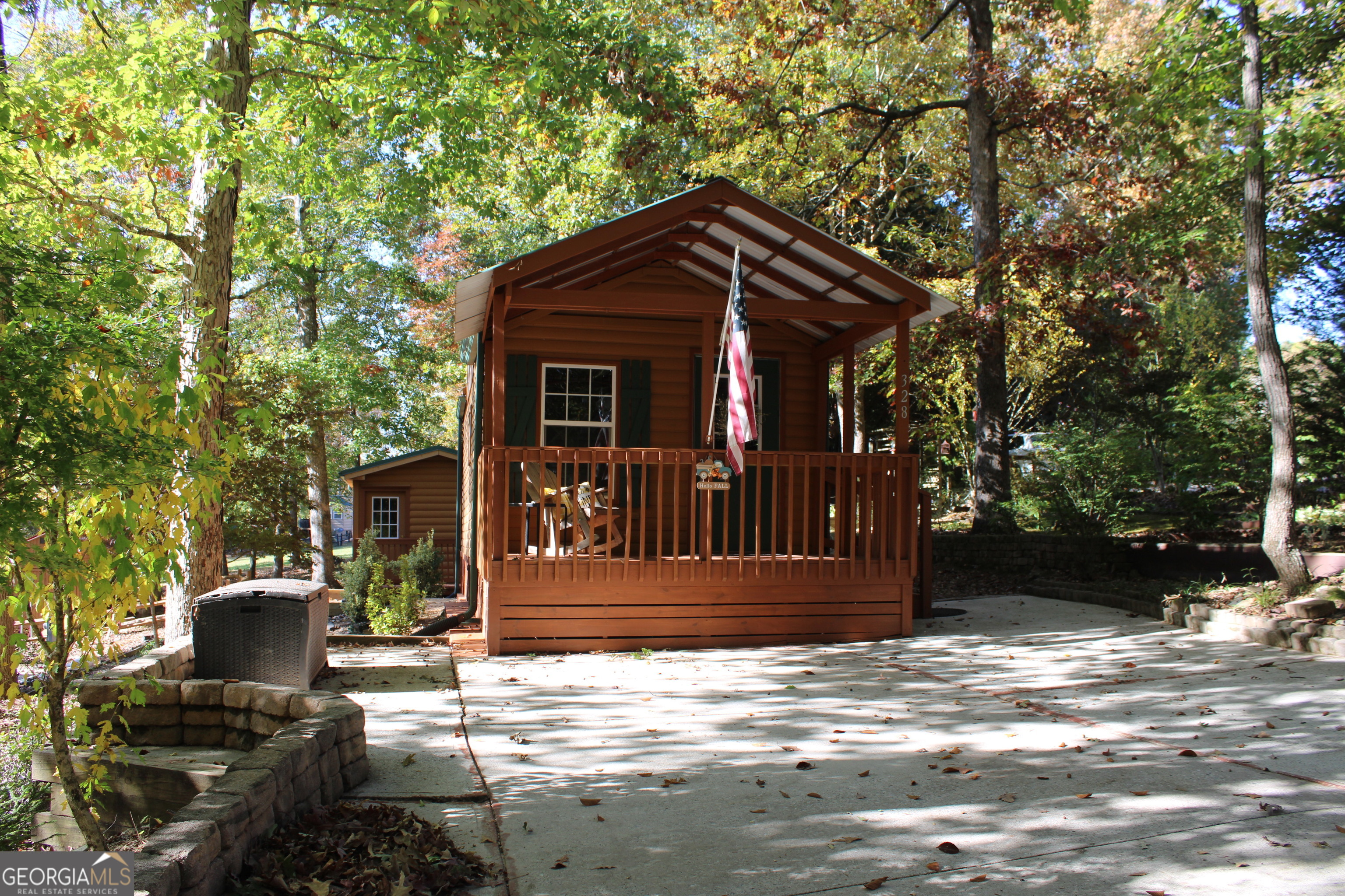 a view of house and outdoor space