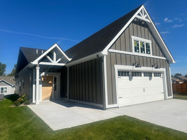 $459,900 | 11185 183rd Lane Northwest | Elk River