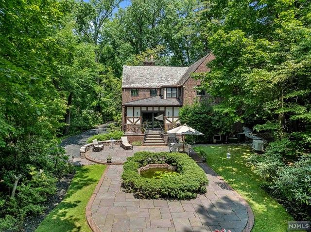 $1,699,000 | 36 Forest Road | Tenafly
