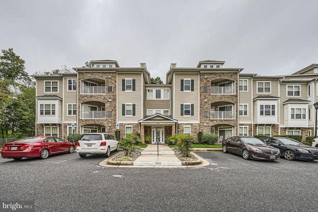 $2,150 | 302 Wyndham Circle, Unit 302J | Owings Mills