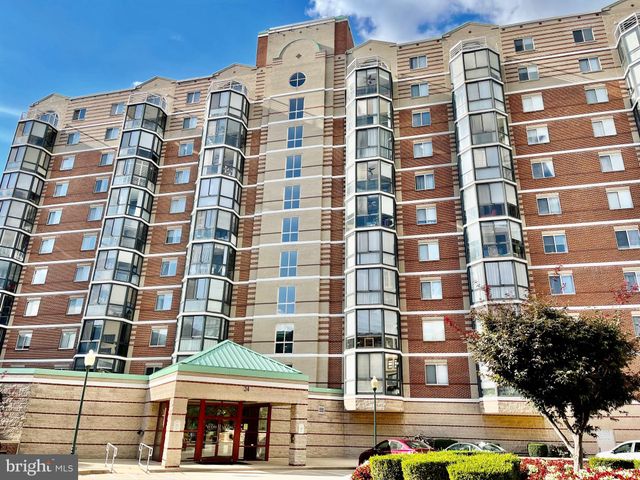 $2,360 | 24 Courthouse Square, Unit 24509 | Central Rockville