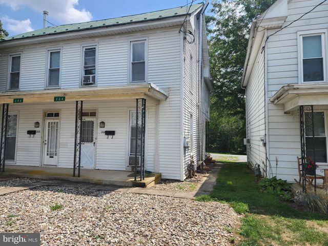 $1,400 | 204 East Garfield Street | Shippensburg