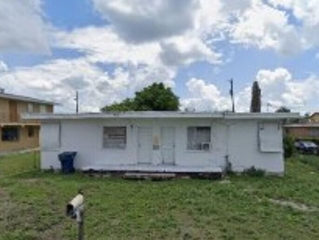 $295,000 | 545 Southwest 10th Street | Belle Glade