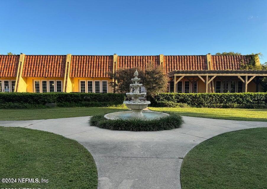 Colony at San Jose Courtyard