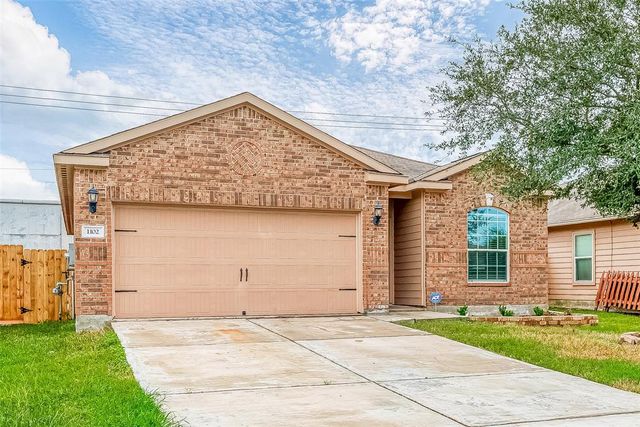 $234,900 | 1102 Rose Meadow Boulevard | Baytown