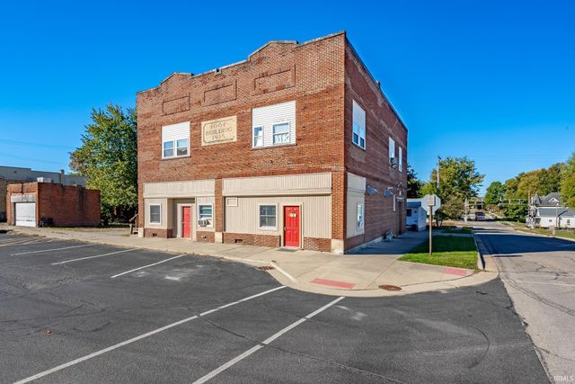 $400,000 | 102 South Main Street | Claypool