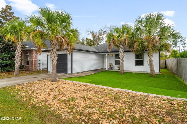 $380,000 | 223 Woodlawn Court | Upper Grand Lagoon