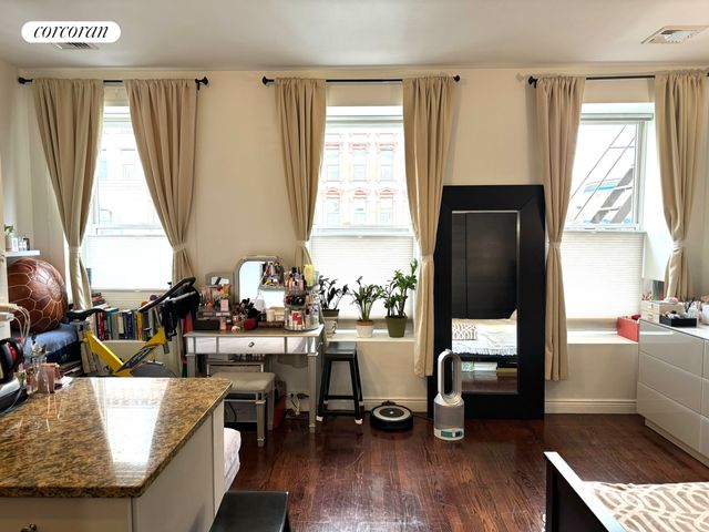 $3,000 | 578 Atlantic Avenue, Unit 2A | Boerum Hill