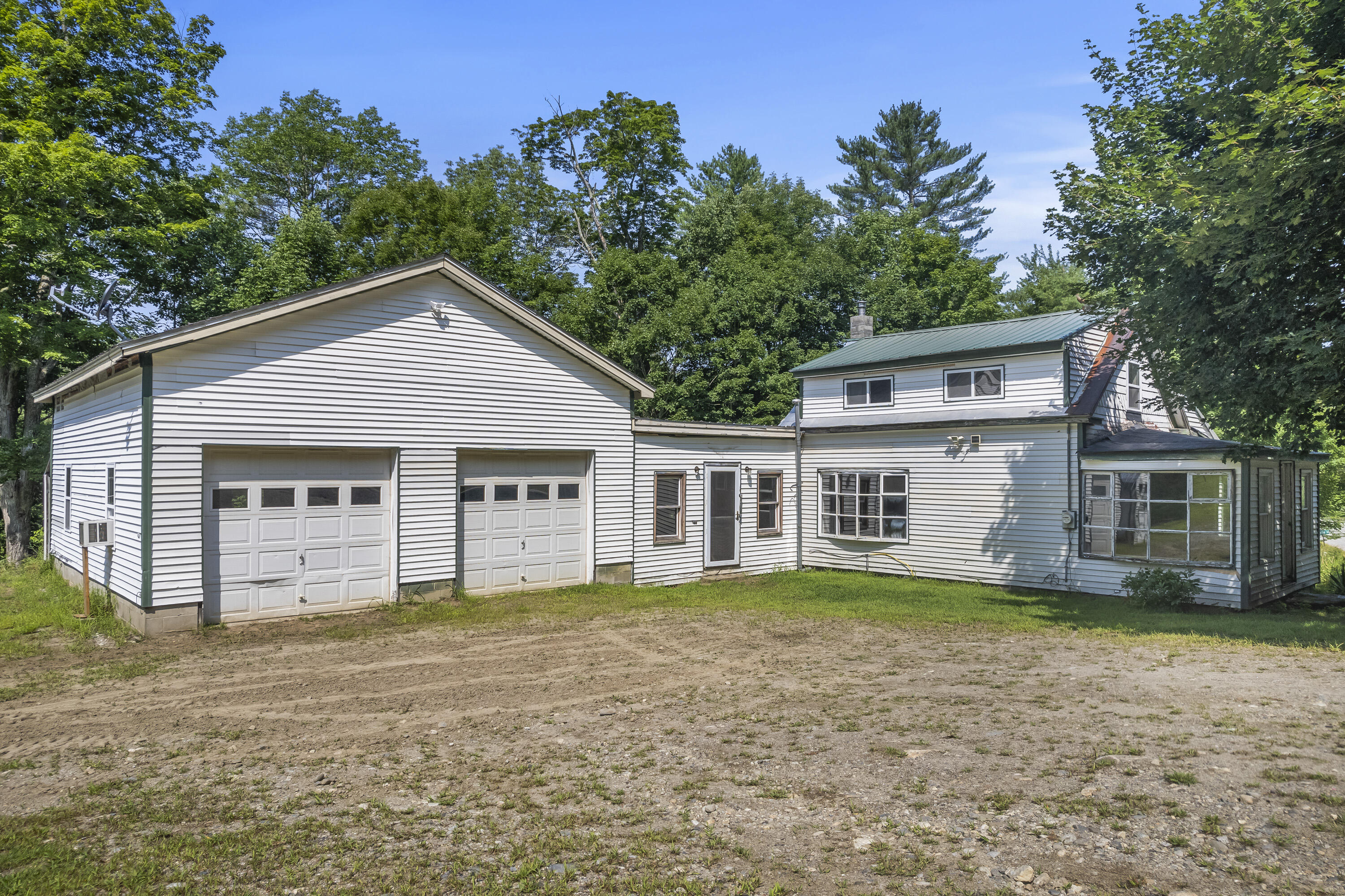 27 North Wayne Road Front Exterior