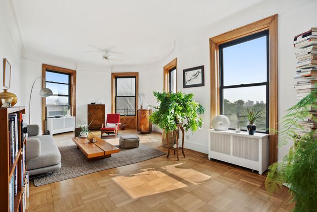 $1,799,999 | 418 Central Park West, Unit 71 | Upper West Side