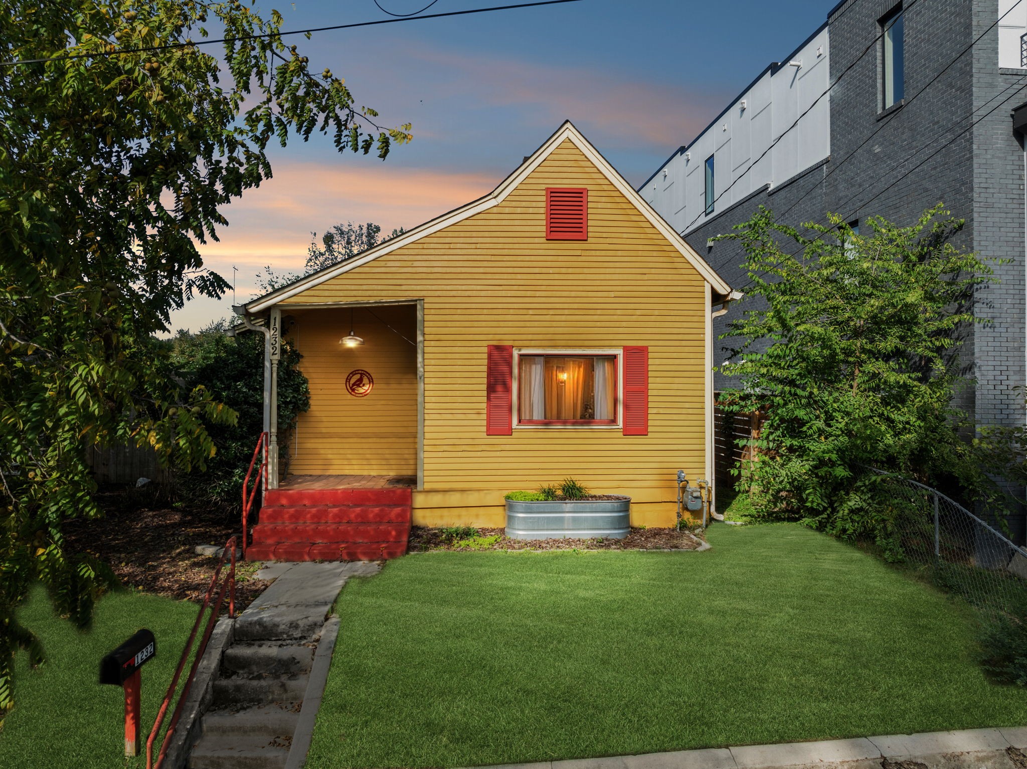 a front view of house with yard