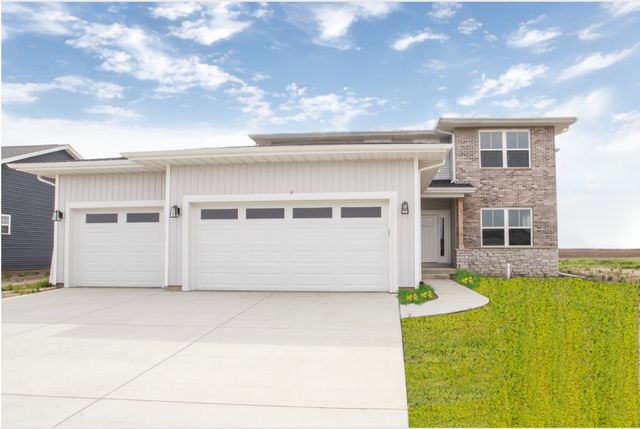 $495,000 | 2661 Billings Drive | North Bridge