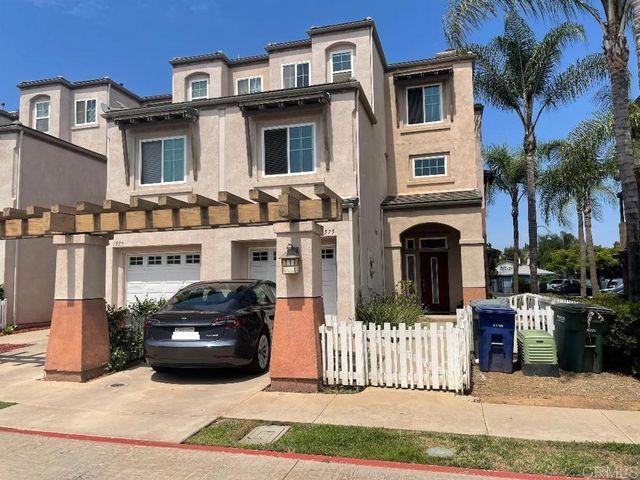 $799,000 | 1575 South Escondido Boulevard | Central Escondido