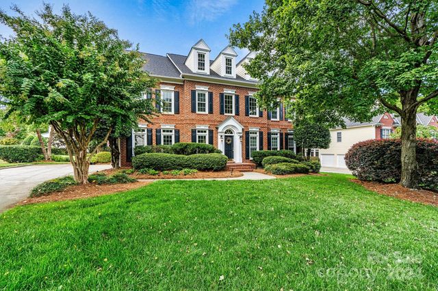 $795,000 | 11021 Parkleigh Drive | Mallard Creek-Withrow Downs