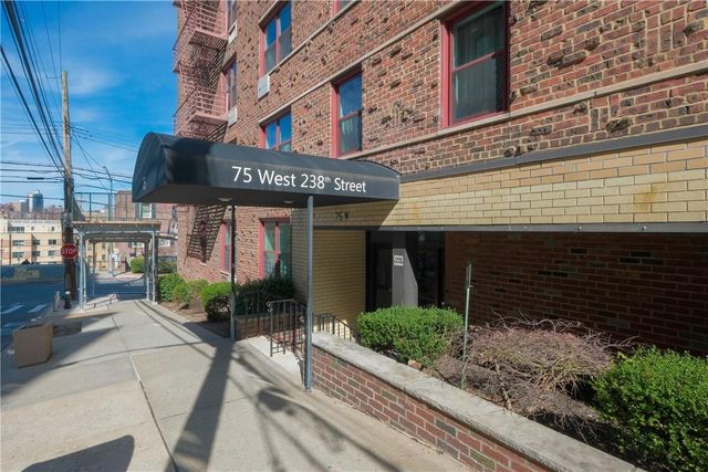 $329,000 | 75 West 238th Street, Unit 6J | Kingsbridge Heights