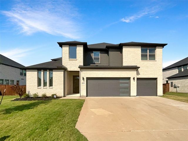 $961,000 | 9726 Summit Hills Drive | Frisco