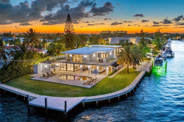 $12,995,000 | 1995 Northeast 118th Road | Sans Souci