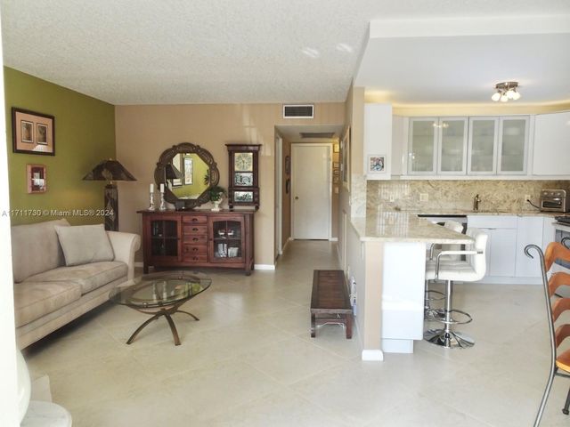 $235,000 | 1016 Newcastle A, Unit 1016 | Century Village West