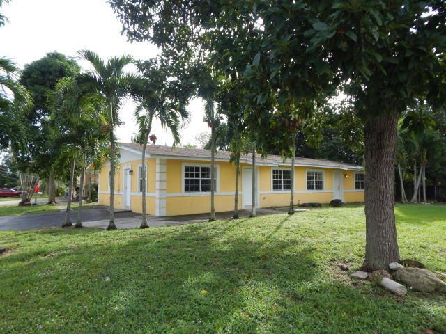 $2,300 | 4864 Kirk Road | Lake Worth Corridor