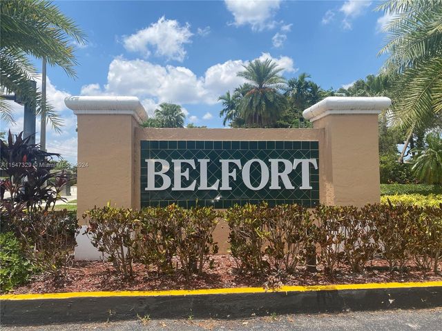 $165,000 | 9984 North Belfort Circle, Unit 112 | Westwood