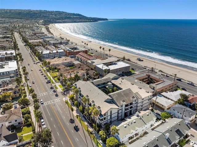 $1,649,000 | 1007 South Catalina Avenue, Unit 211 | West Redondo Beach