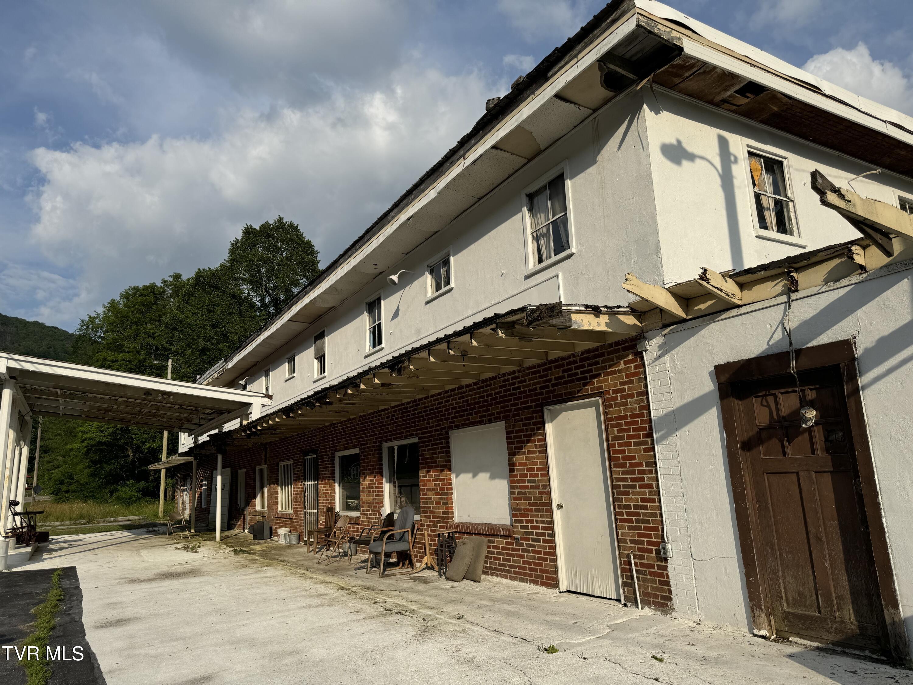 Roan Mountain Store