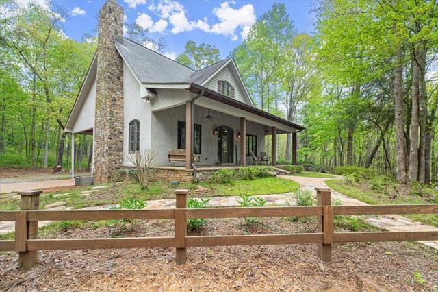 $2,025,000 | 790 Bailey Waters Road