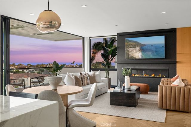 $7,995,000 | 504 Hazel Drive | Corona del Mar