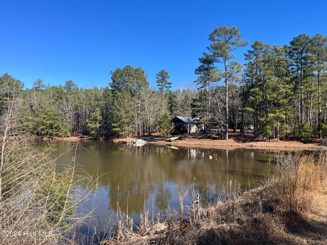 $1,550,000 | 740 Sand Farm Road