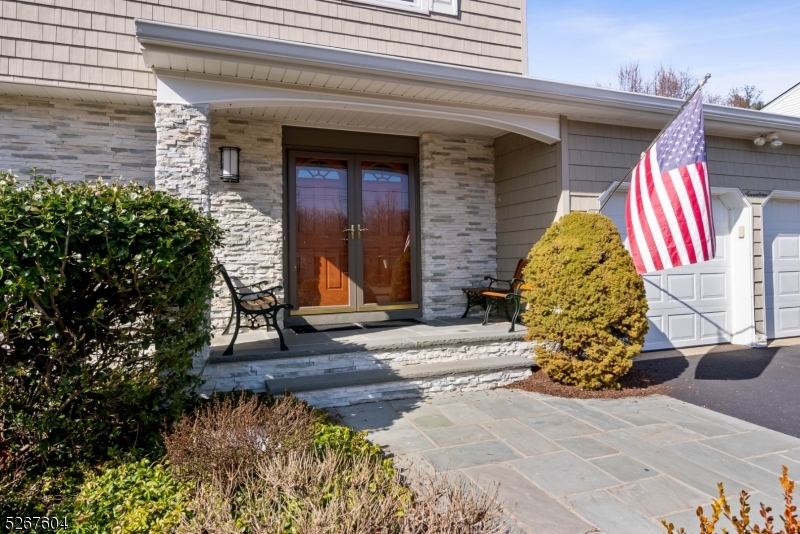 17 Aldrin Drive, West Caldwell, NJ 07006