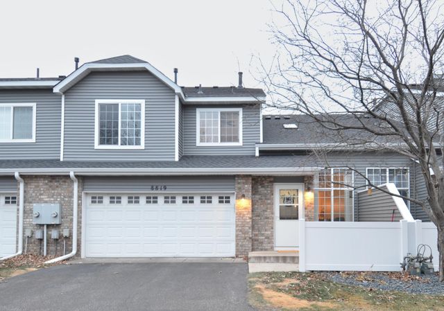 $279,900 | 8819 Hastings Circle Northeast | Blaine