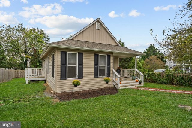 $319,900 | 465 Ash Street | Strasburg