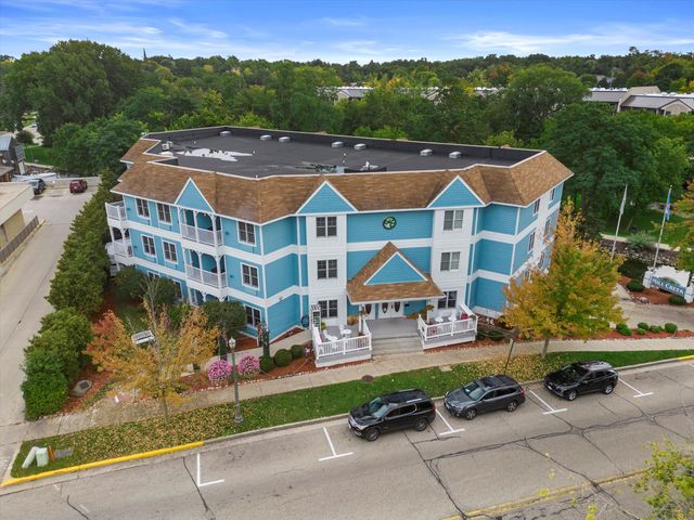 $139,900 | 123 Center Street, Unit 104 | Lake Geneva