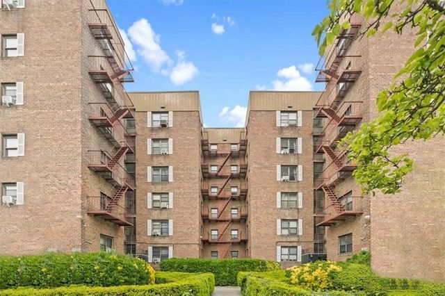 $210,000 | 2615 Avenue O, Unit 5M | Midwood