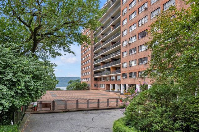 $630,000 | 2727 Palisade Avenue, Unit 7B | Spuyten Duyvil