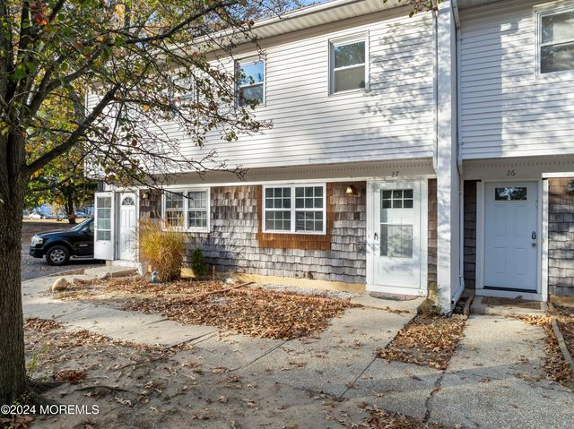 $279,000 | 593 Garfield Avenue, Unit 27 | Toms River