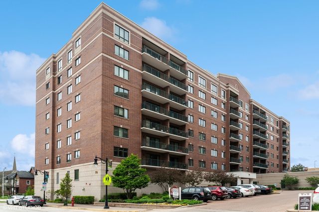 $2,500 | 770 Pearson Street, Unit 710 | Des Plaines