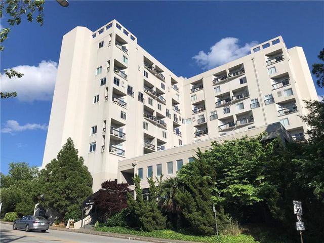 $2,595 | 587 Virginia Avenue Northeast, Unit 311 | Midtown Atlanta