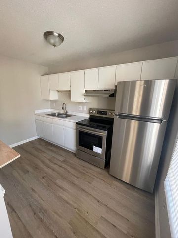 $1,075 | 2906 Sugarwood Place, Unit A | Omah Street