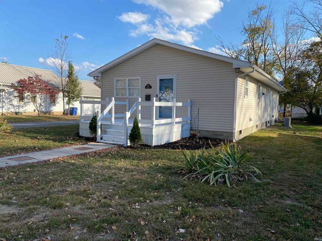 $129,900 | 1102 West Brook Street | Mitchell