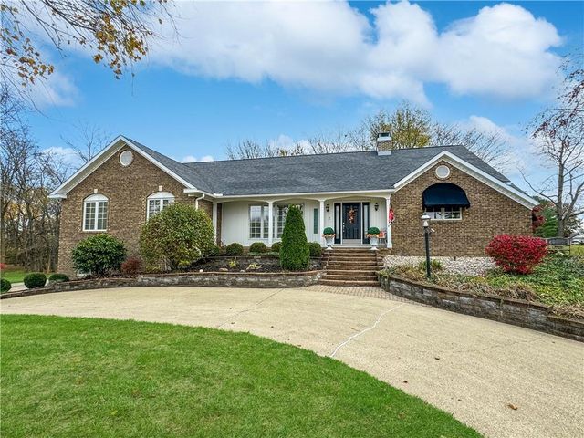 $463,500 | 21 Augusta Court | Lafayette Township - Coles County